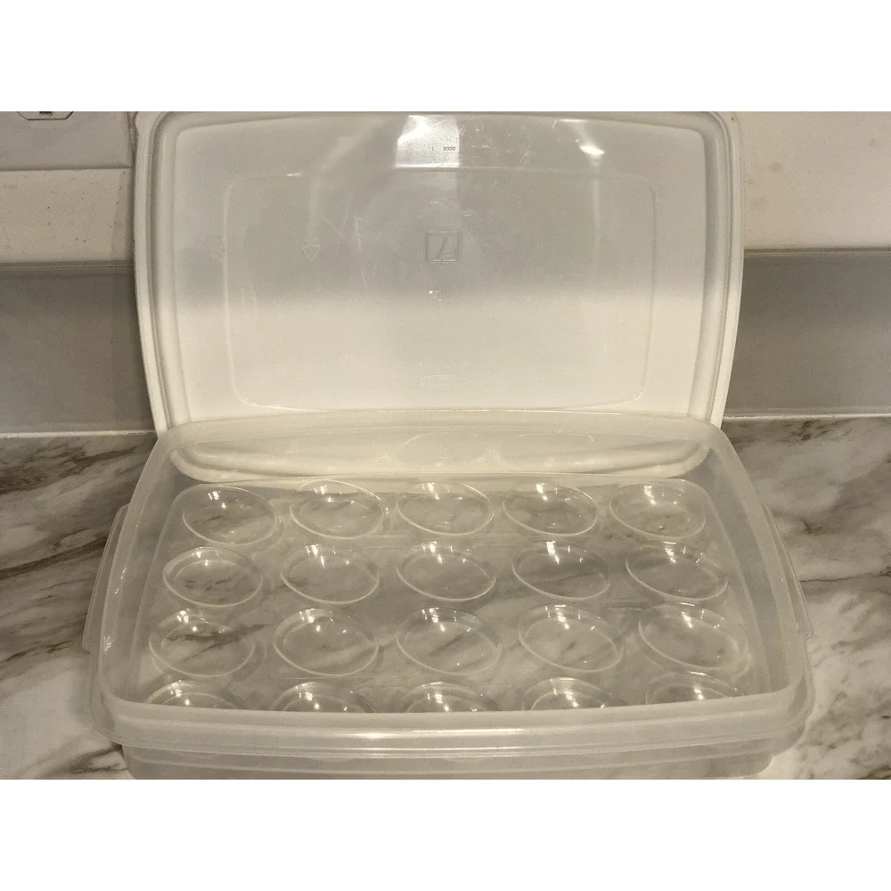 Rubbermaid Egg Keeper Storage Holds 20‎ Jumbo Eggs 8.5 x 12.8